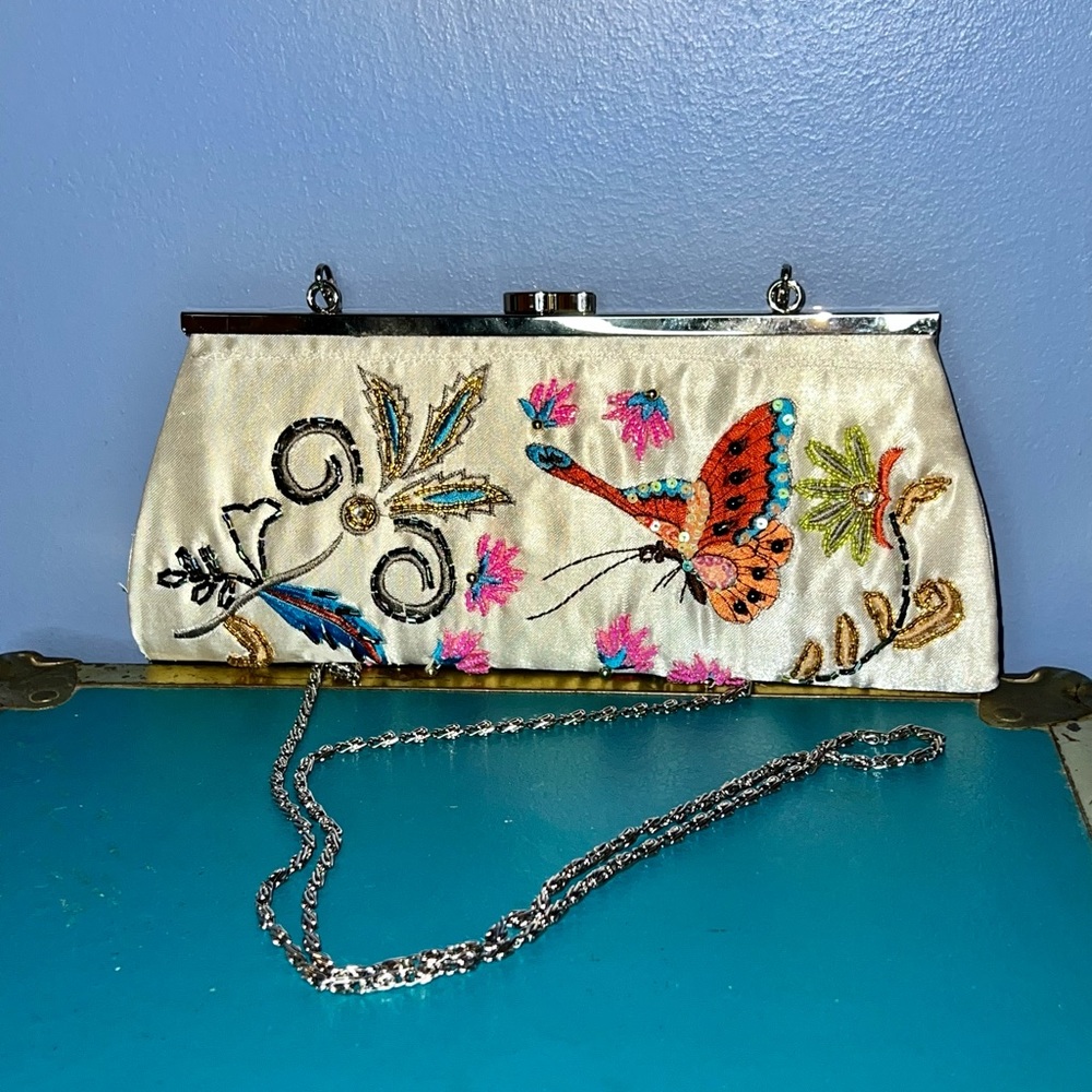 Handmade Vintage Beaded Embroidered Clutch with removable chain